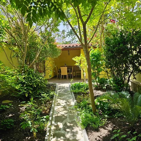 Cozy Place - в центъра, само на 5 минути пеша от плажа Apartmán Burgas City